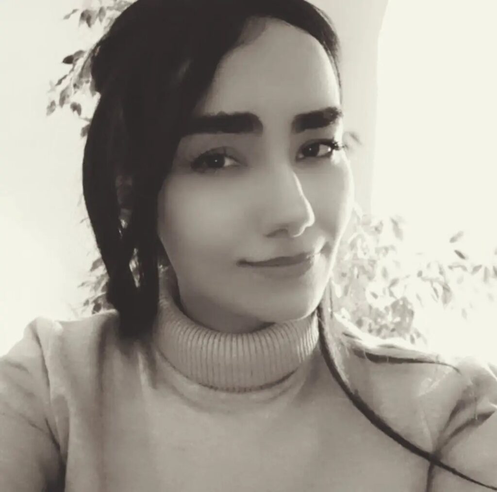 Minoo Nassajian